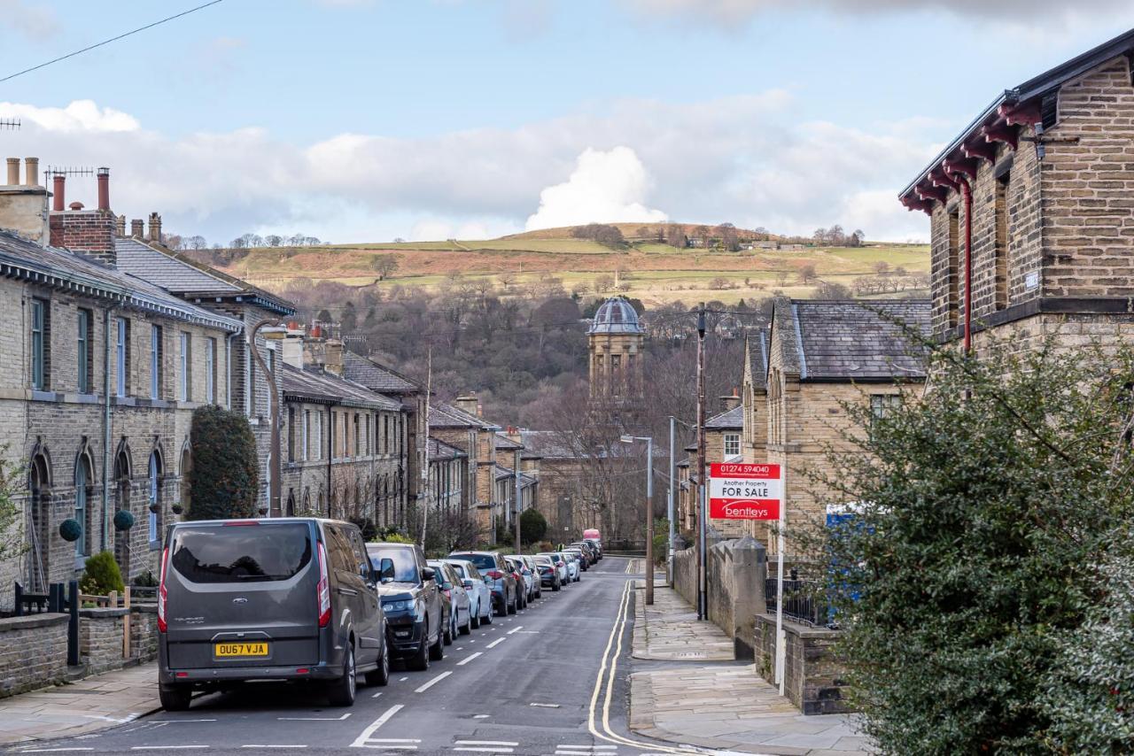 Riverside Balcony Apartment With Parking Just Minutes To Saltaire Shipley (West Yorkshire) Exterior photo