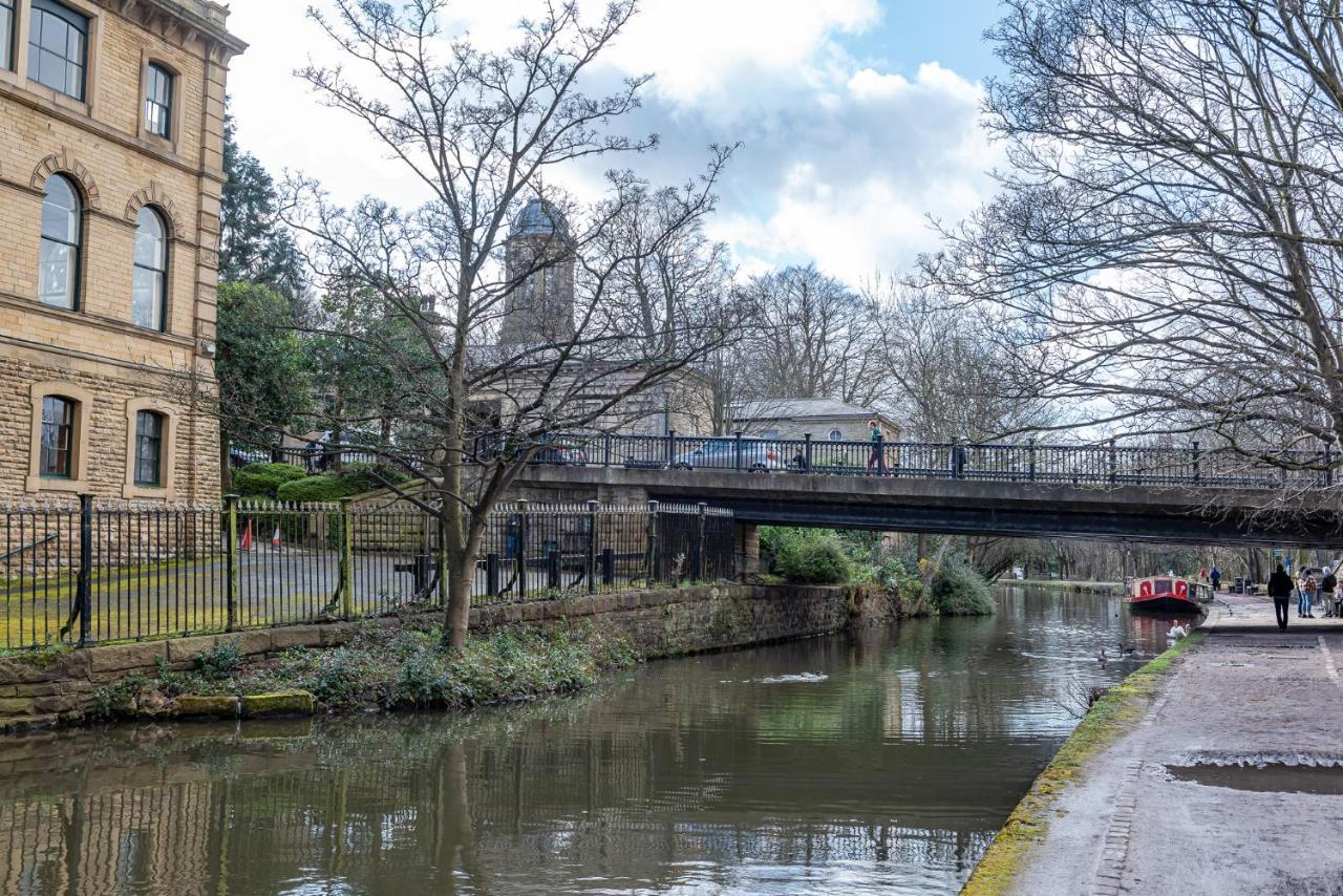 Riverside Balcony Apartment With Parking Just Minutes To Saltaire Shipley (West Yorkshire) Exterior photo